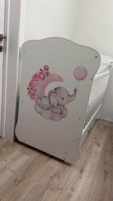 Детская кроватка