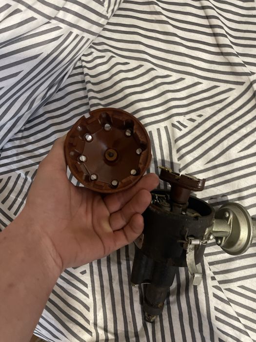 Продам трамблер зил