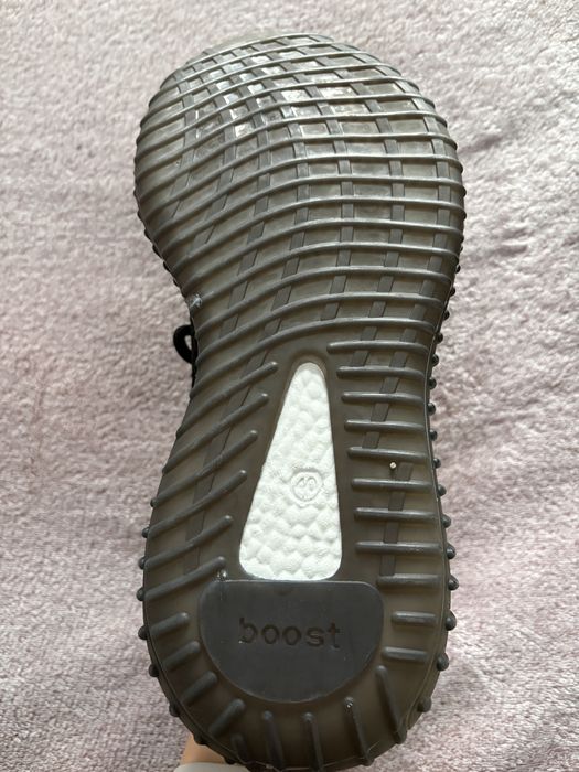 Adidas Yeezy 350 V2 Cinder Black