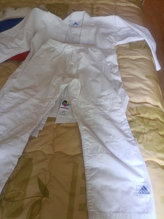 Спортивные товары