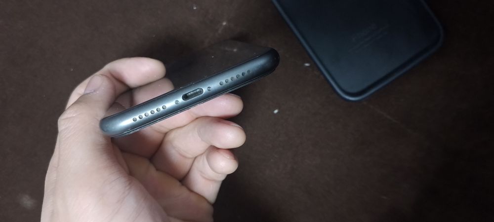 Iphone 11 black 64
