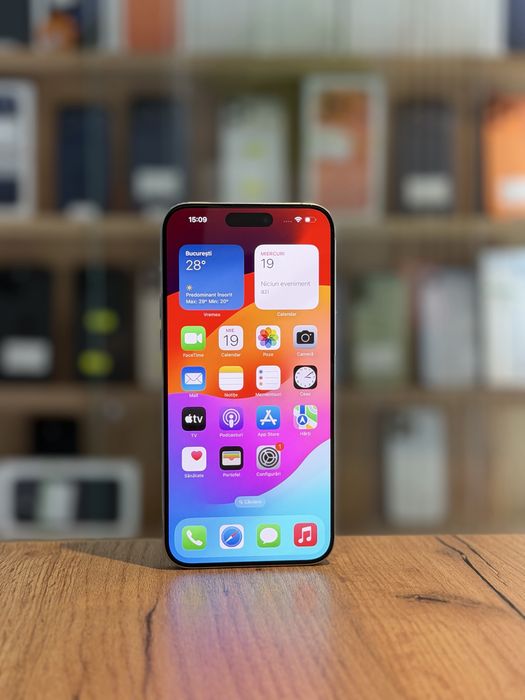 iPhone 15 PRO Max 256gb  White/Baterie88%/Garantie 12 luni @atsgsm.ro