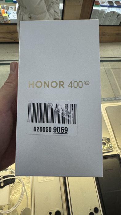 Хонор 400 8/256 новый