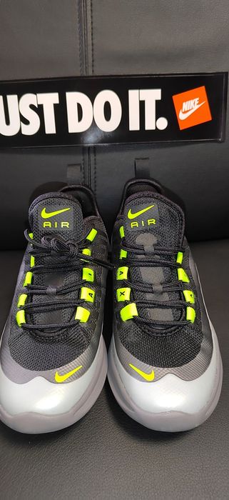 Nike Air Max Axis, номер 36,5