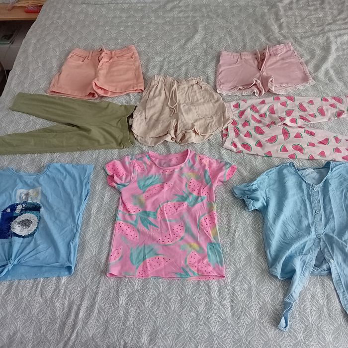 Set lot haine 9 10 ani 140 tricouri pantaloni scurti tricou