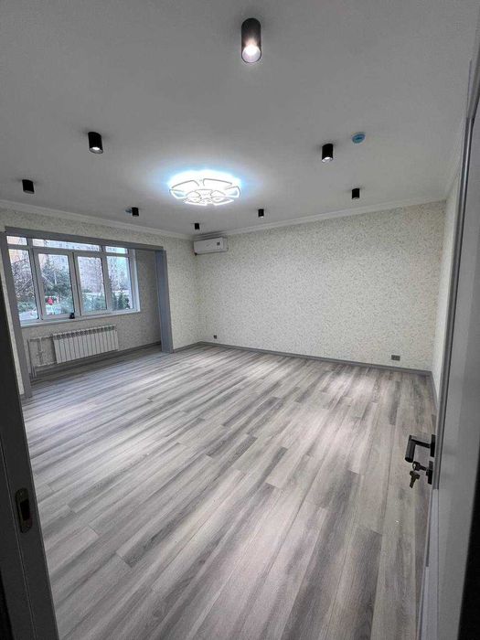 Сдаётся  Офис на Чизельной
Ориентир - Шампанский Завод