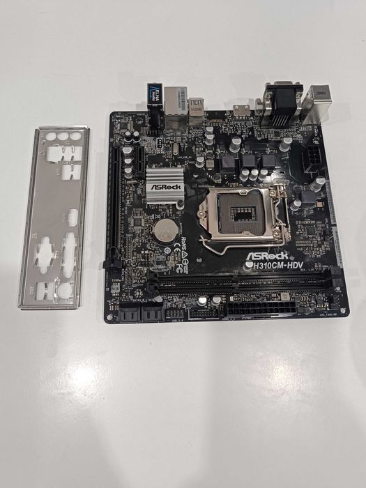 Продам в отличном состоянии материнскую плату ASRock