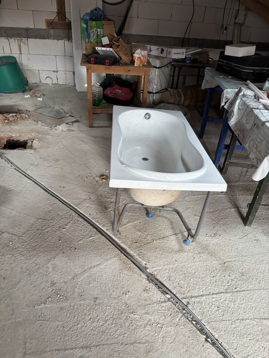 Vana de vanzare mica 140/70