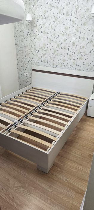 Кровать с тумбой