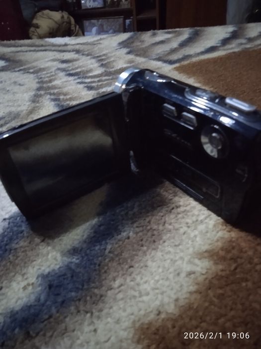 Продам камеру сони срочно