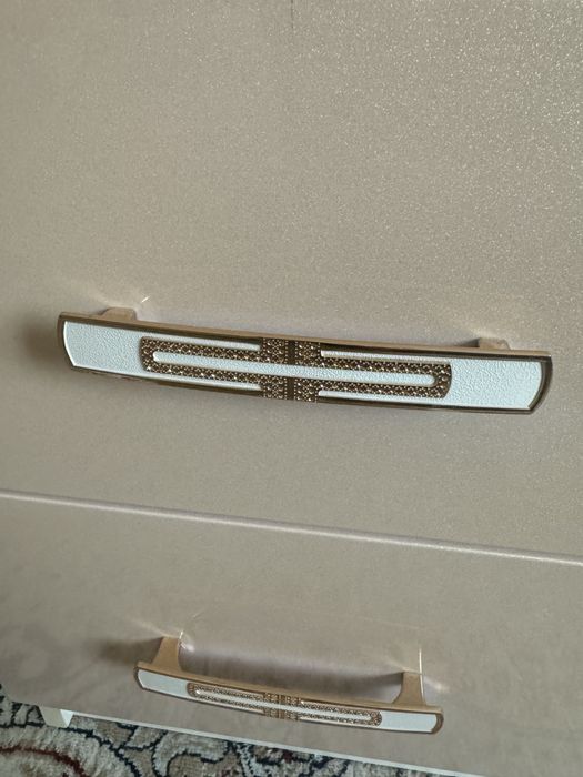 Продается тумба