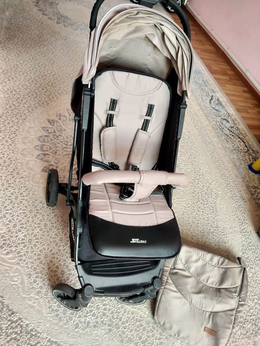 Коляска за 30000 тг