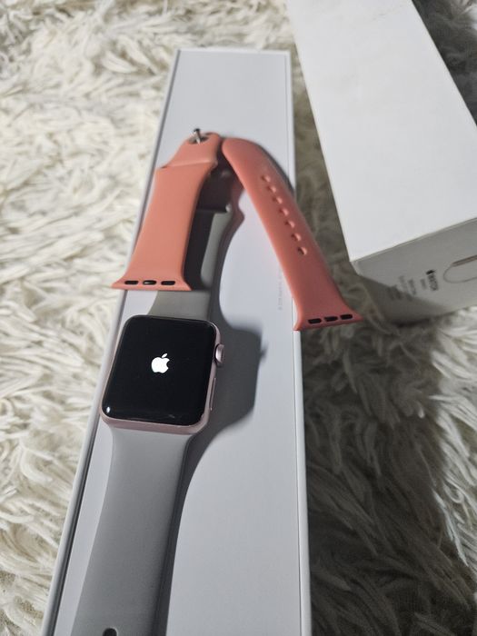 Продам apple watch 2 series