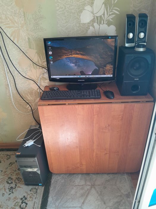 Продам срочно кампютер