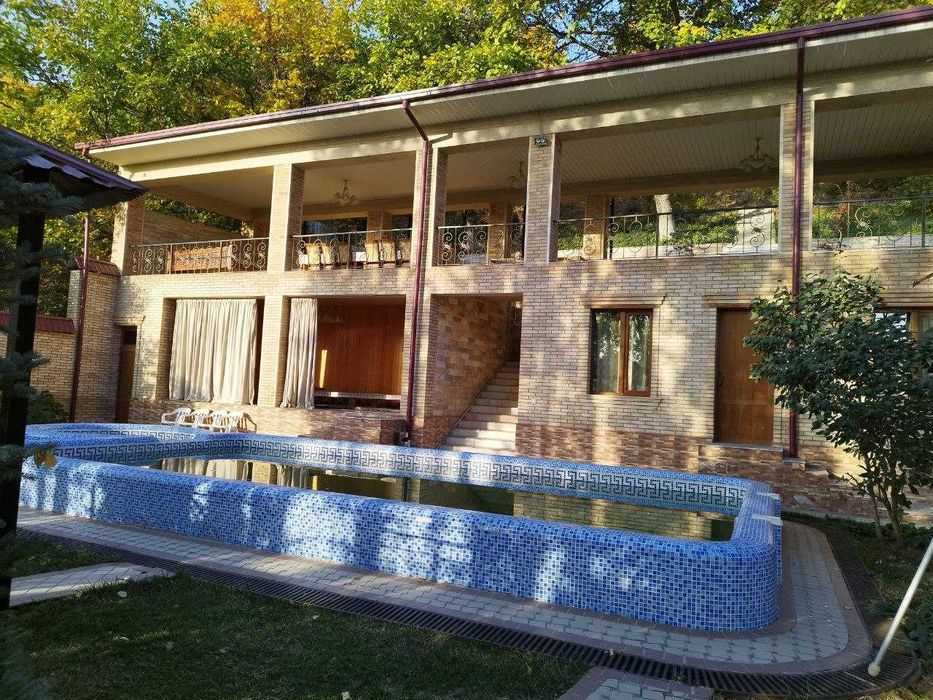 Срочно продается дачный комплекс на 43 сот в Чарваке