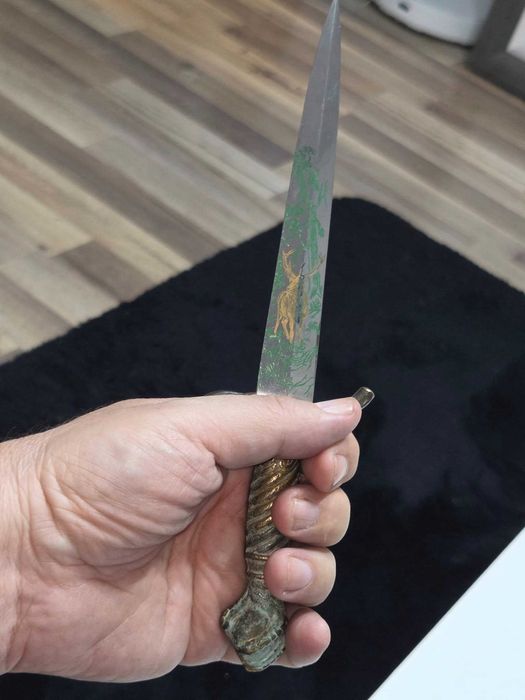 Pumnal Hubertus Rostfrei cu maner din bronz--Rar