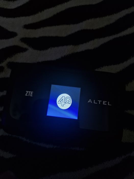 Роутер Портативный Altel MF910L