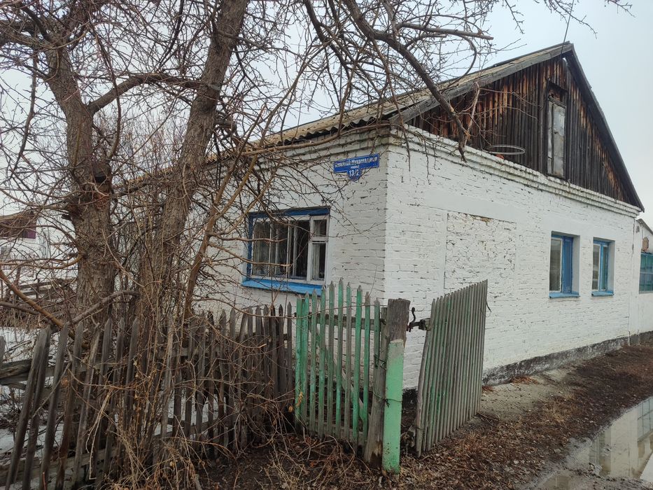 Продается 4 -х комнатная кирпичный дом