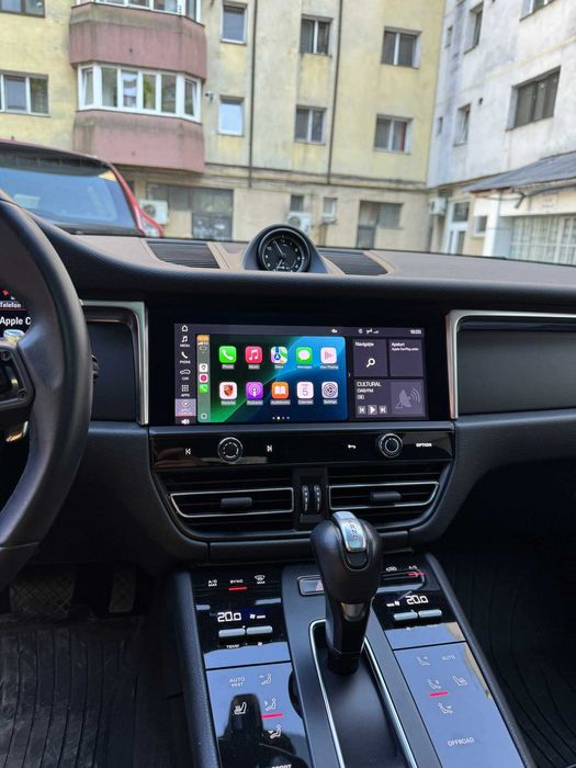 Apple CarPlay Android Auto Porsche 911 Taycan Macan Cayenne Panamera
