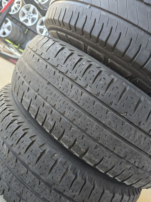 4 Броя Бусови Гуми 225/75/16C Michelin 2x6,6mm 2x4mm