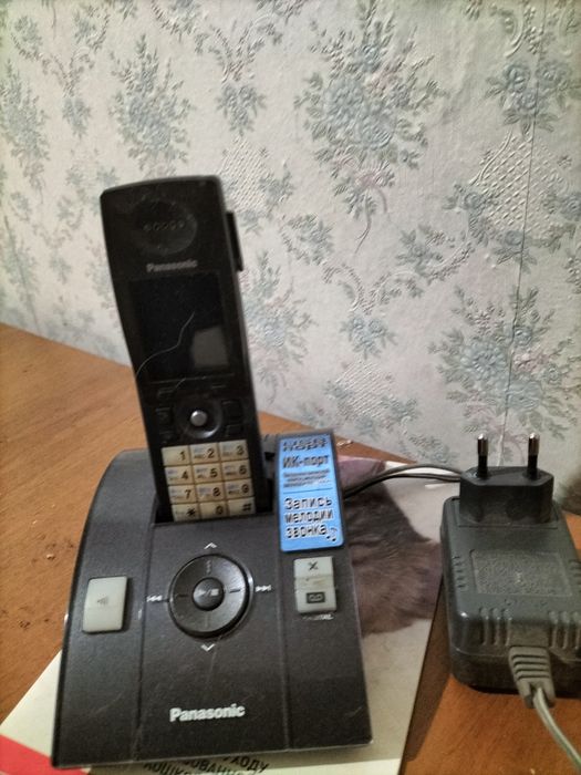 Продам радио-телефон panasonik825