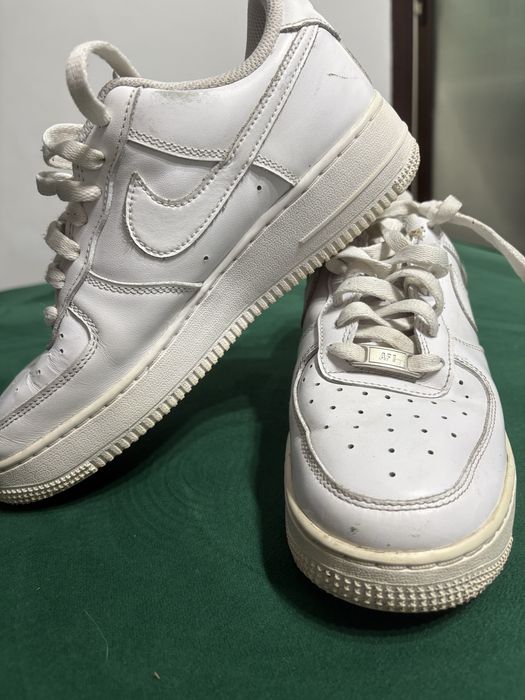 Afidasi albi nike