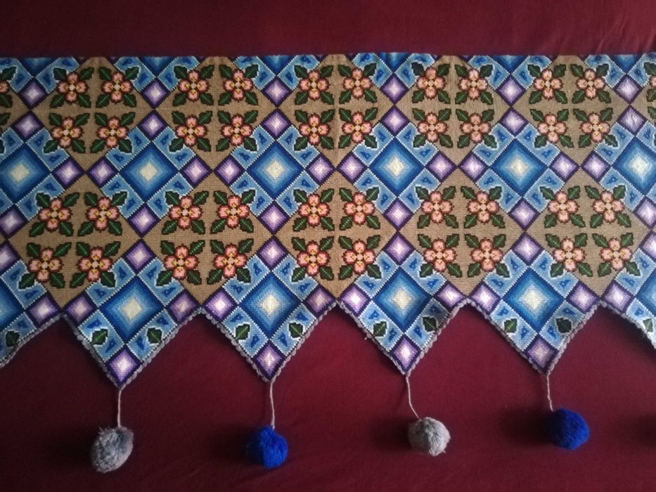 Cusături chelim si cruciulite