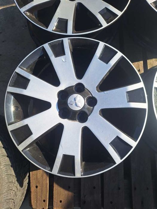 Jante Mitsubishi Outlander 7.0x18 et 38 5x114,3 Originale Bicolor