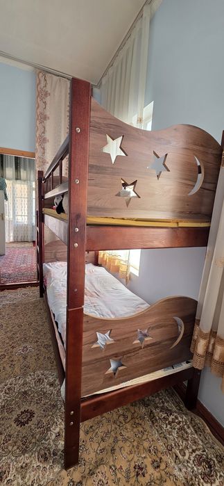 Детская кровать 2 этажная, прочная из дерева