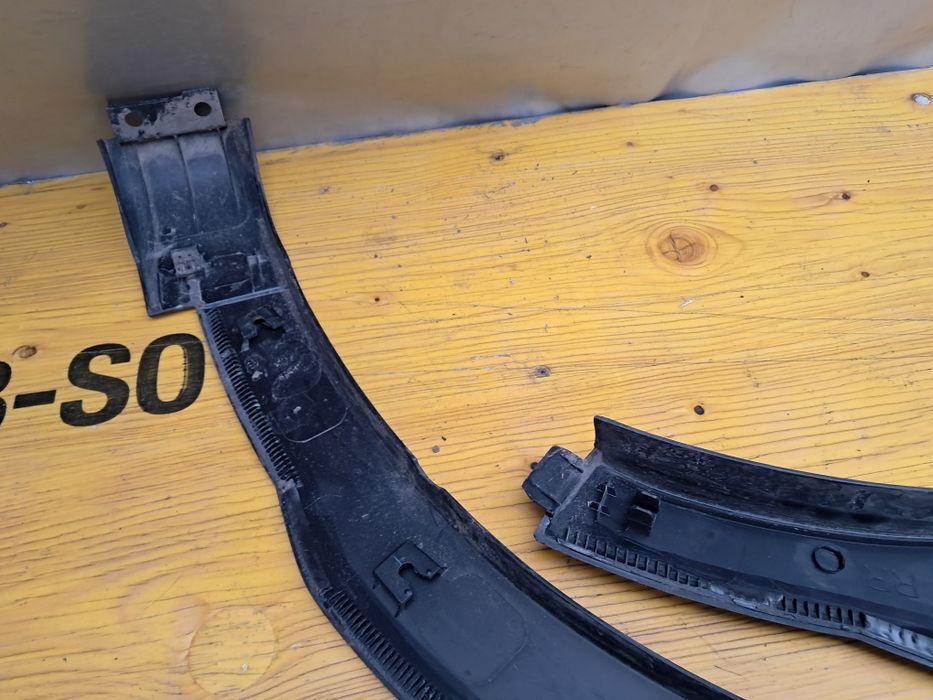 Лайсна калнк врата  MG ZS  1бр 100лв