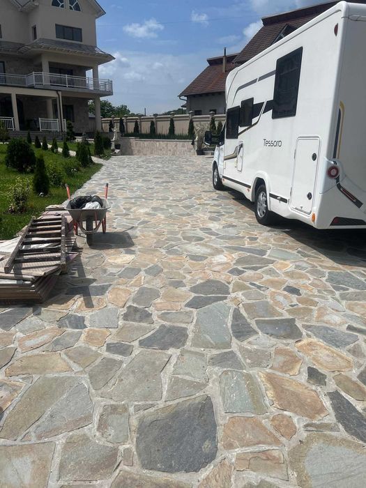 piatra naturala de inalta calitate cu montaj inclus