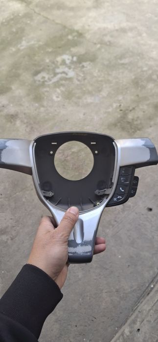 Продам кнопку руля от спарка 4 позиции с пласмассовыми деталями фото