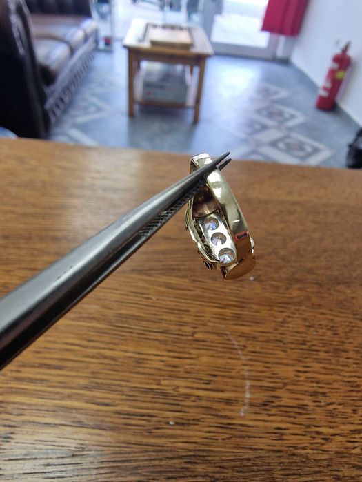 Дамски Златен Пръстен - Заложна къща Галерия 65