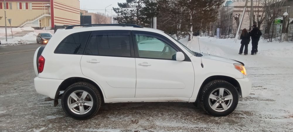 Продам Raf 4 Toyota