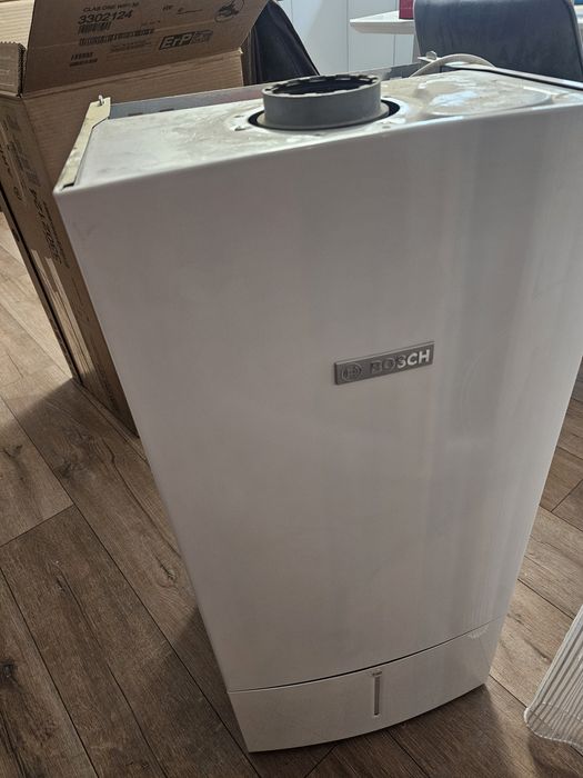 Centrală Bosh Condens 3000 pentru piese