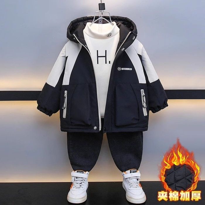 Ветровка для мальчика