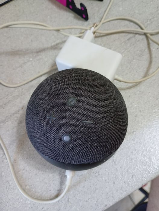 Boxa Alexa Amazon echo 5