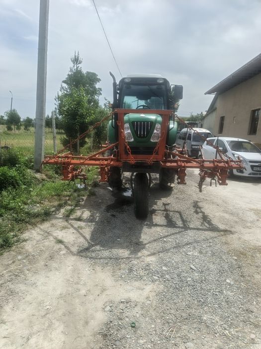 Traktor sotiladi
