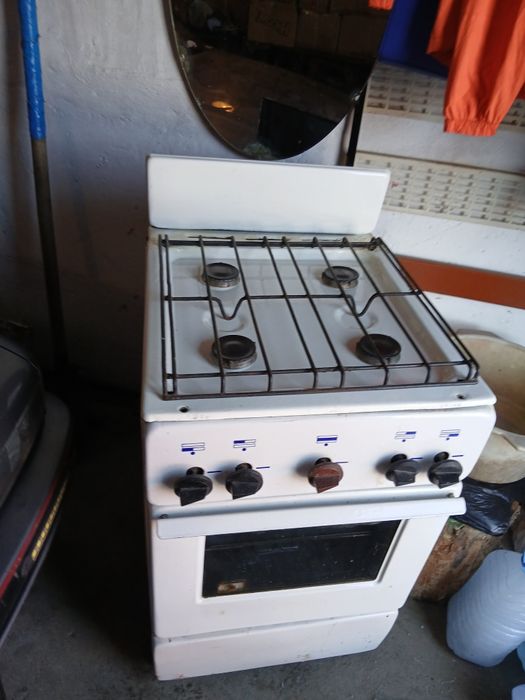 Продам две советские газовые плиты