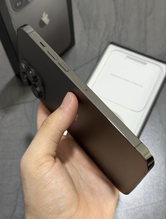 iPhone 13 PRO MAX cu 92 % Bateria