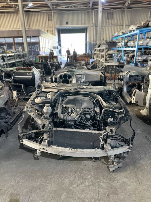 Запчасти на Мерседес 212 Е-класс