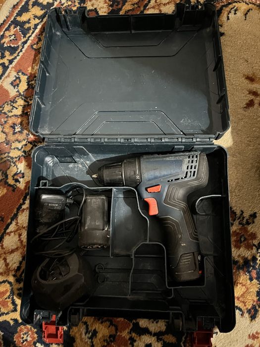 Продам шуруповерт BOSCH