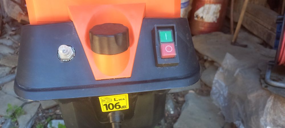 Дробилка за клони