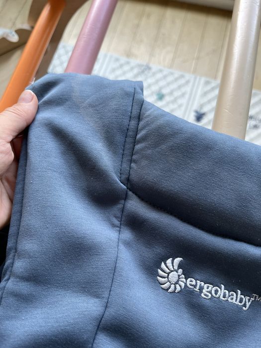 Ergobaby Embrace раница за бебеносене