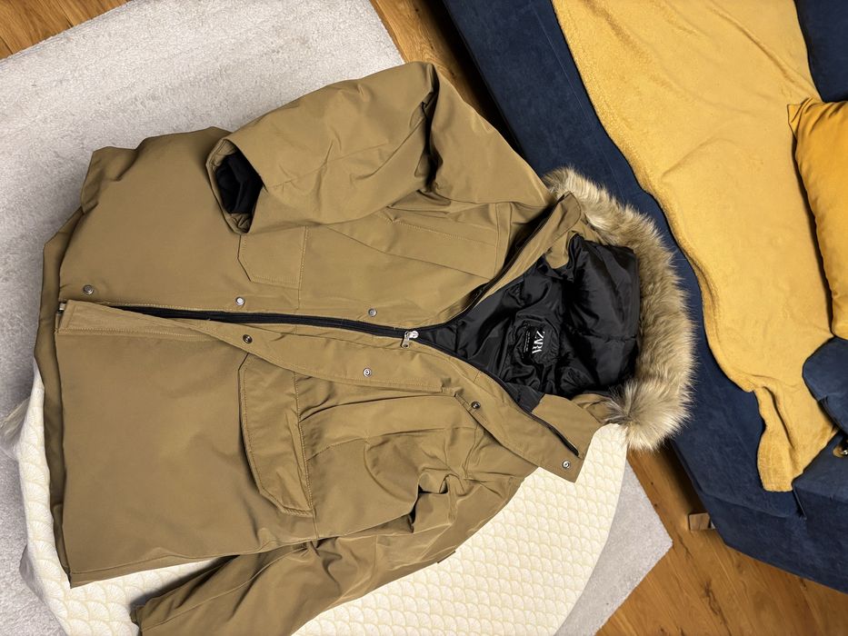 Зимно яке на Zara