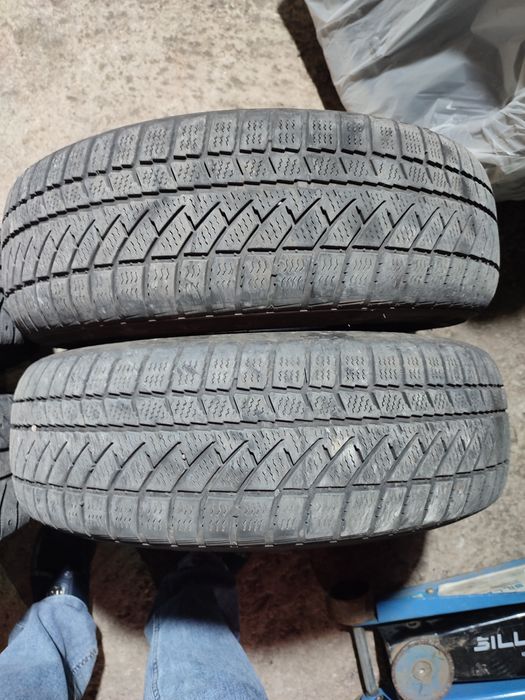 Резина на автомобиль