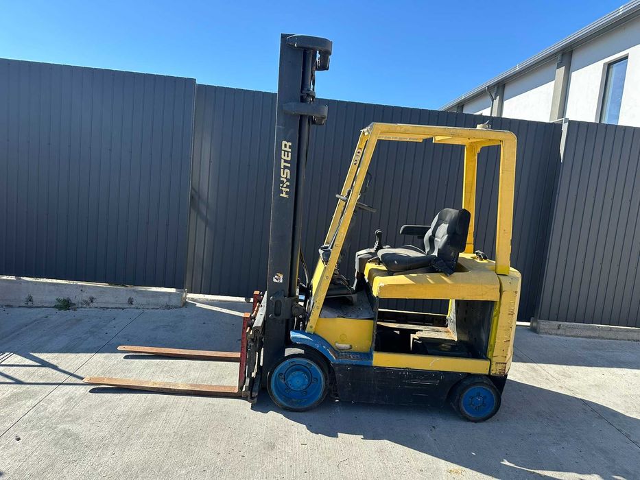 Dezmembrez stivuitor electric HYSTER