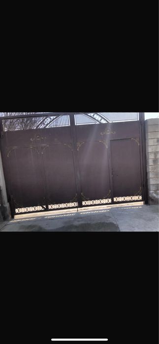 Родается ворота в хорошем состоянии