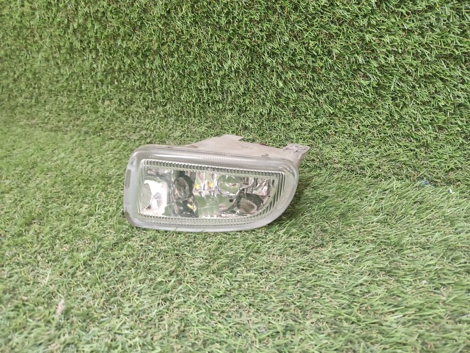 Туманки Toyota caldina