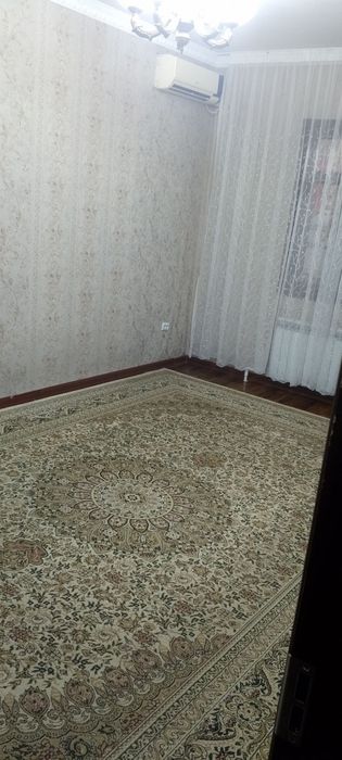 Arenda kvartira Chilonzor 16 Metro oylaga BOLLAGA qizlaga